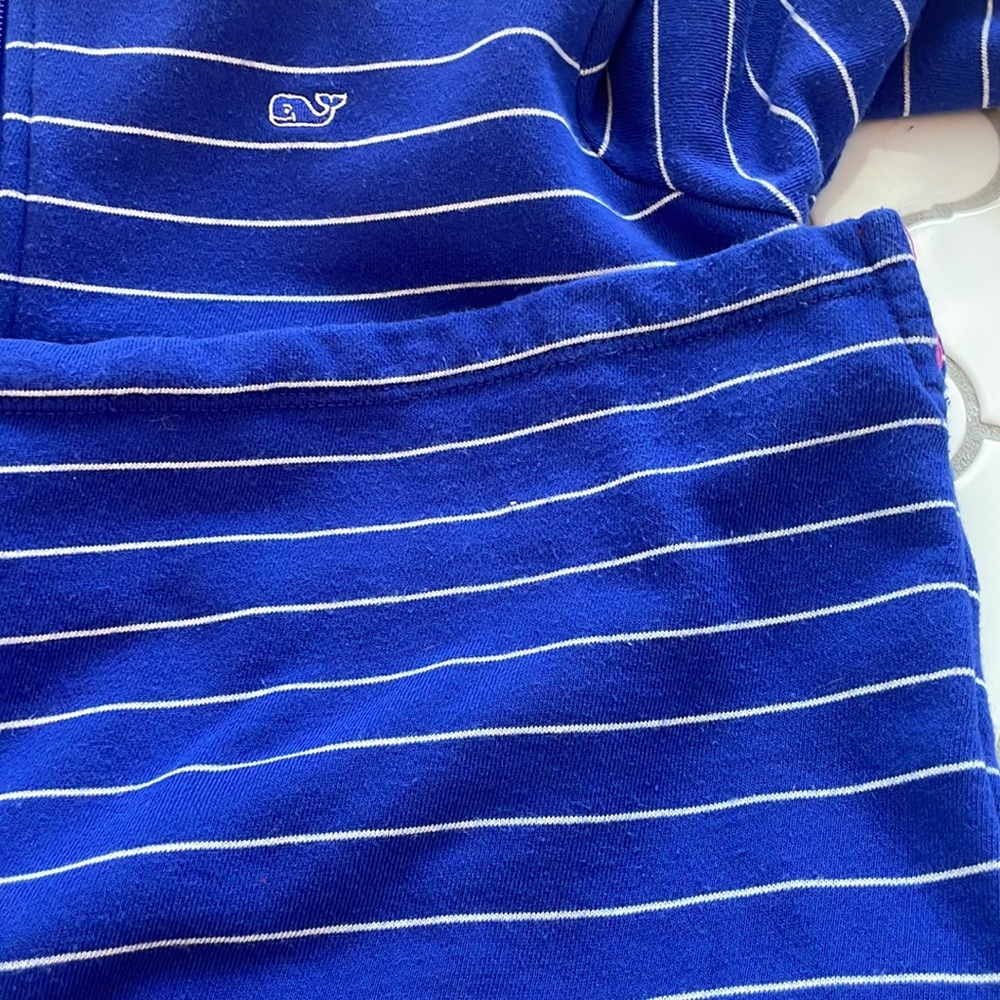 Vineyard Vines Pullover - image 3